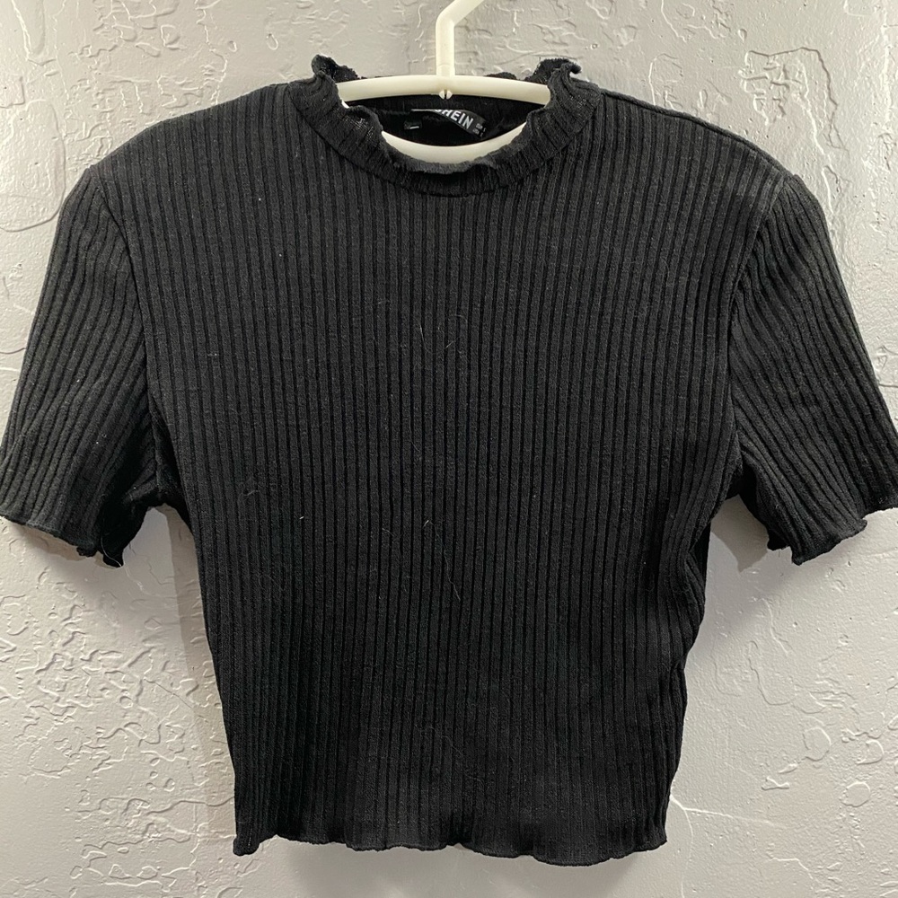 Black shein crop